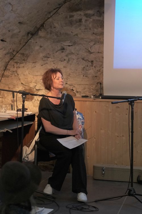 Narodíme se jen jednou...